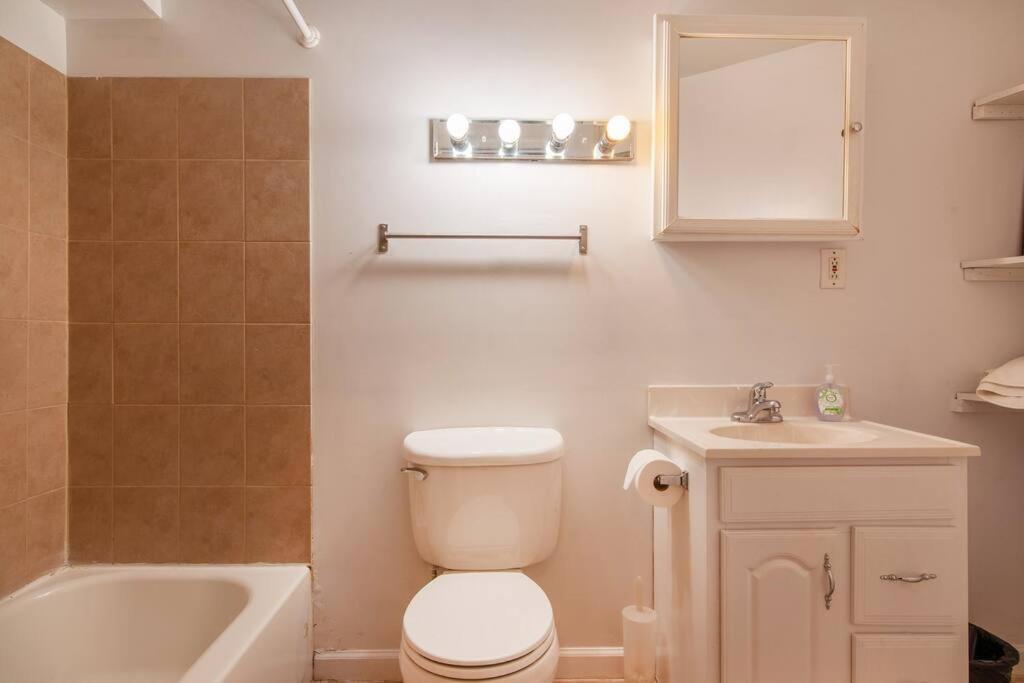 Relaxing, Spacious, Private, Walkable In Petworth! Washington Luaran gambar